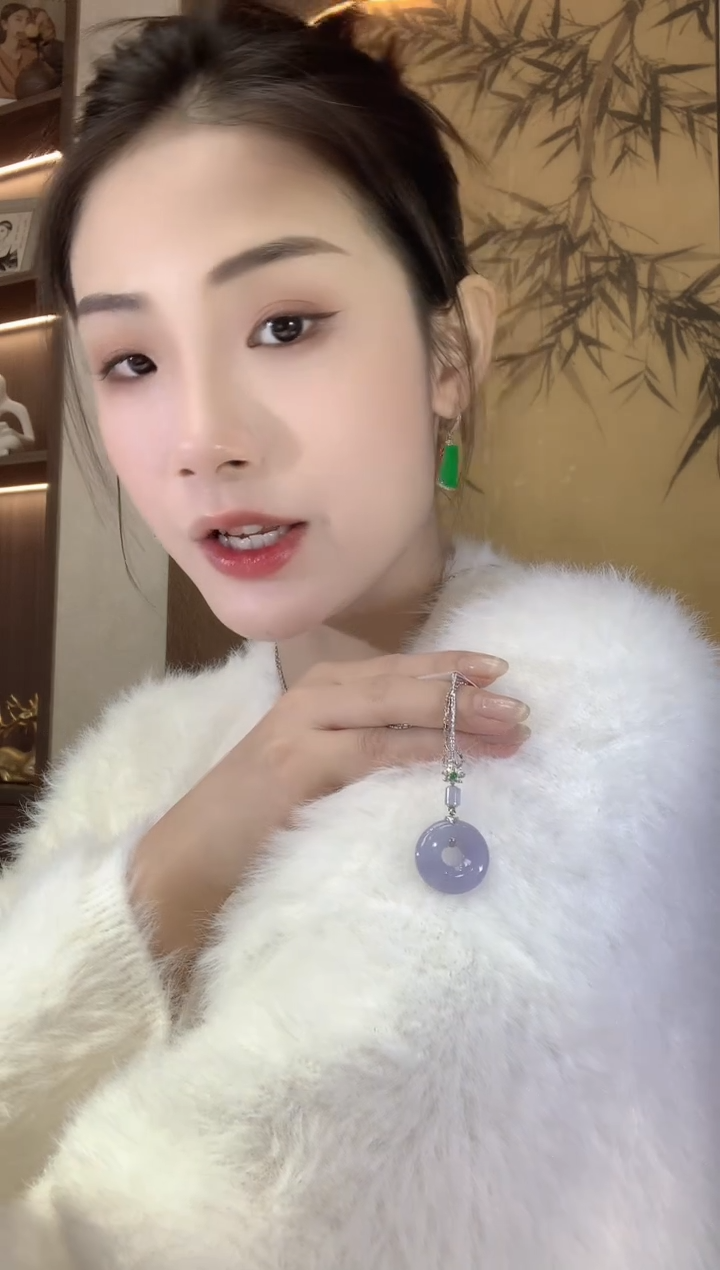 【闪购商品】翡翠吊坠(不含链)18K金镶嵌A24紫货有一定色差