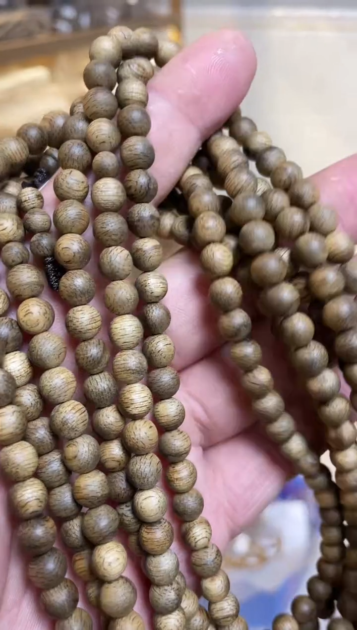 【闪购商品】沉香手串文莱圆珠长串0.7多样性发其一
