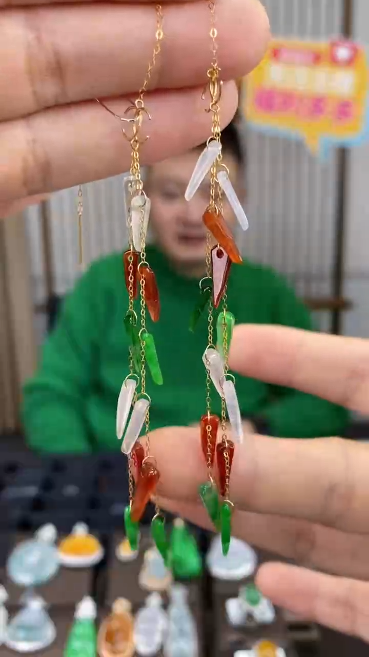 【闪购商品】翡翠耳饰18K金镶嵌翡翠耳线