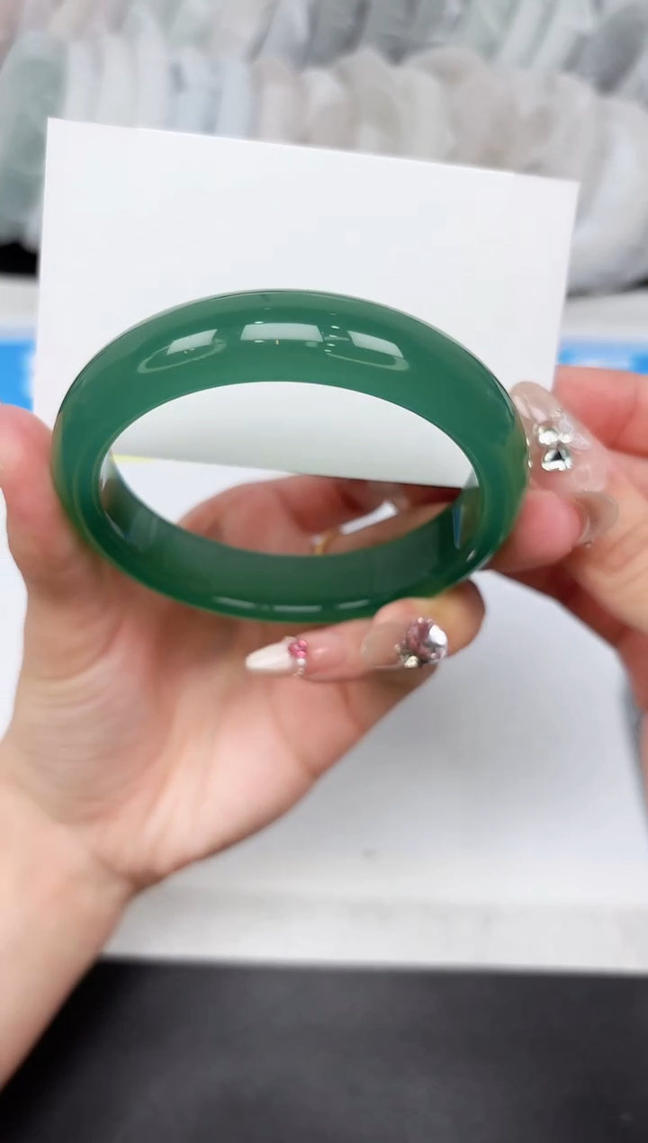 石英质玉手镯未镶嵌42-62.0