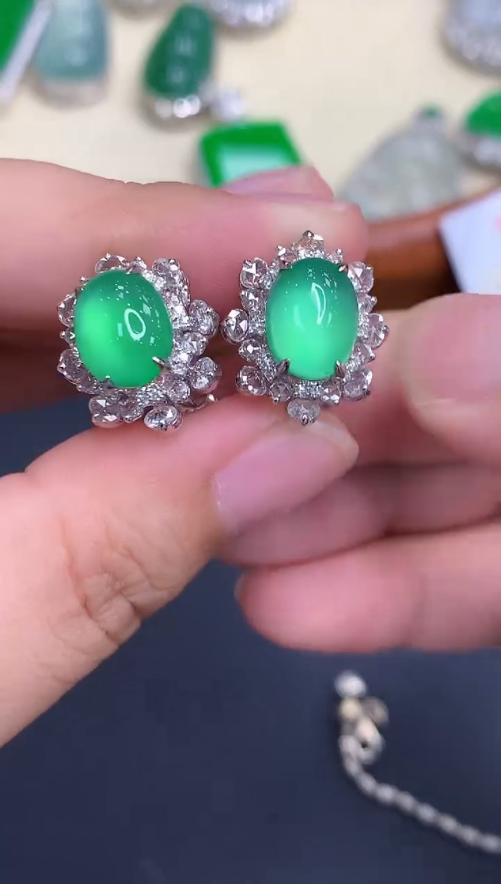 18K金镶嵌翡翠耳饰595-中国好珍宝