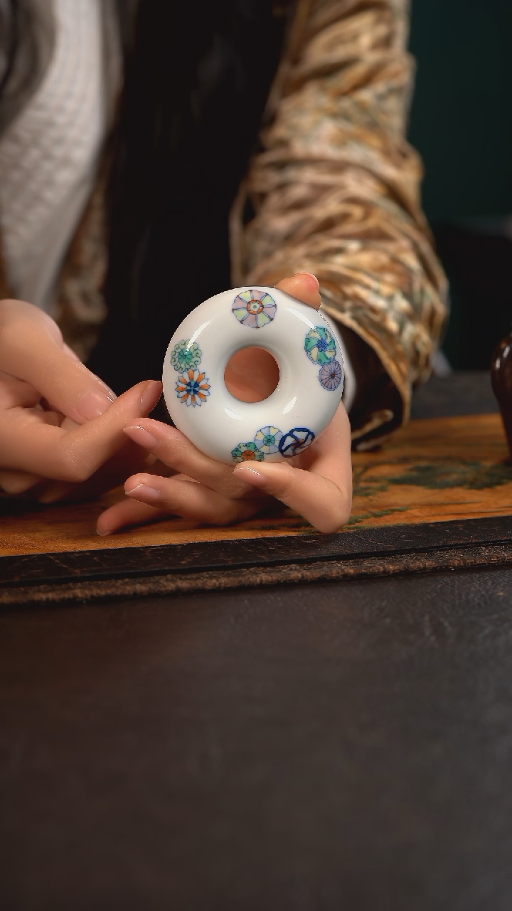 【闪购商品】杯云霞珍藏斗彩皮球花甜甜圈盖置