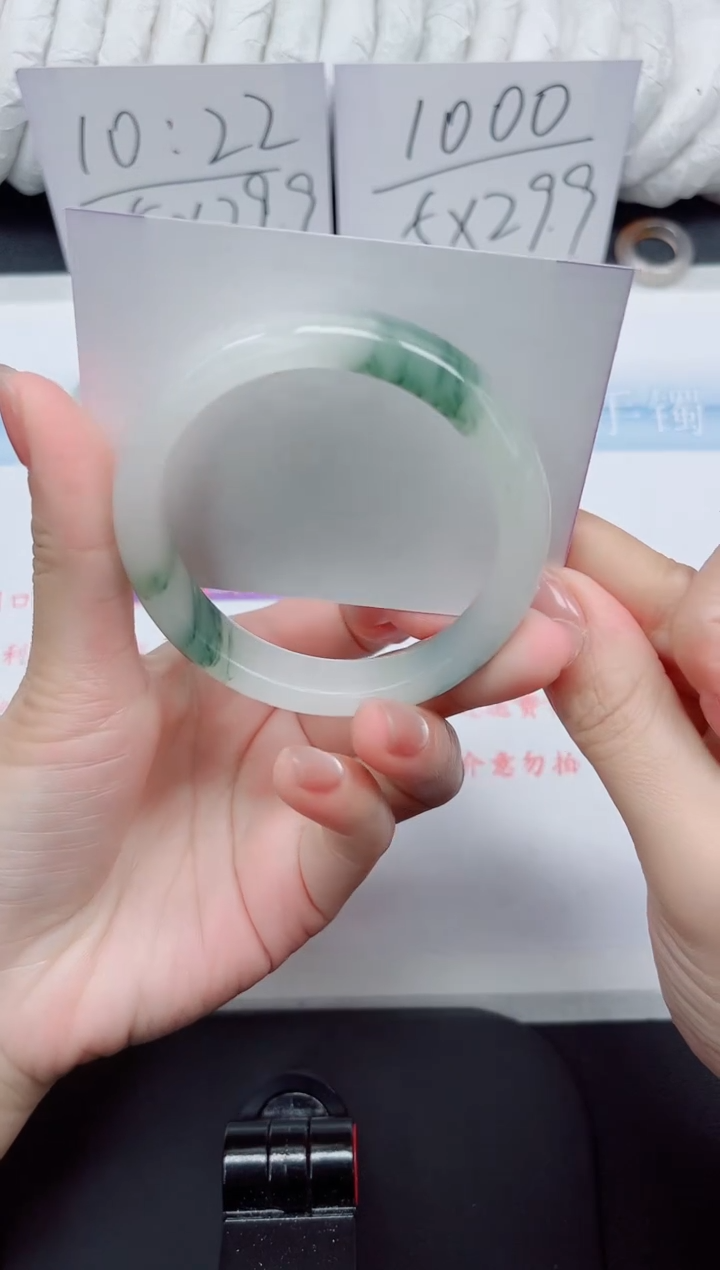 【闪购商品】石英质玉手镯未镶嵌10#53.9