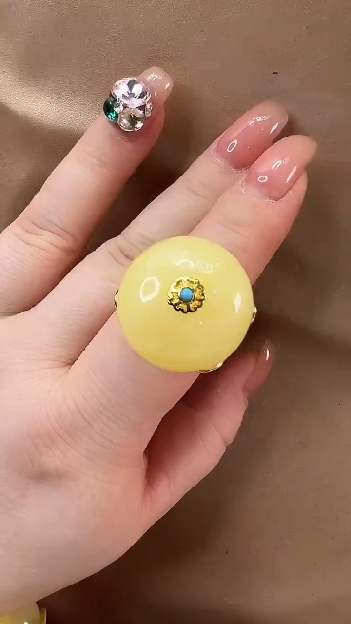 琥珀颈饰未镶嵌戒指