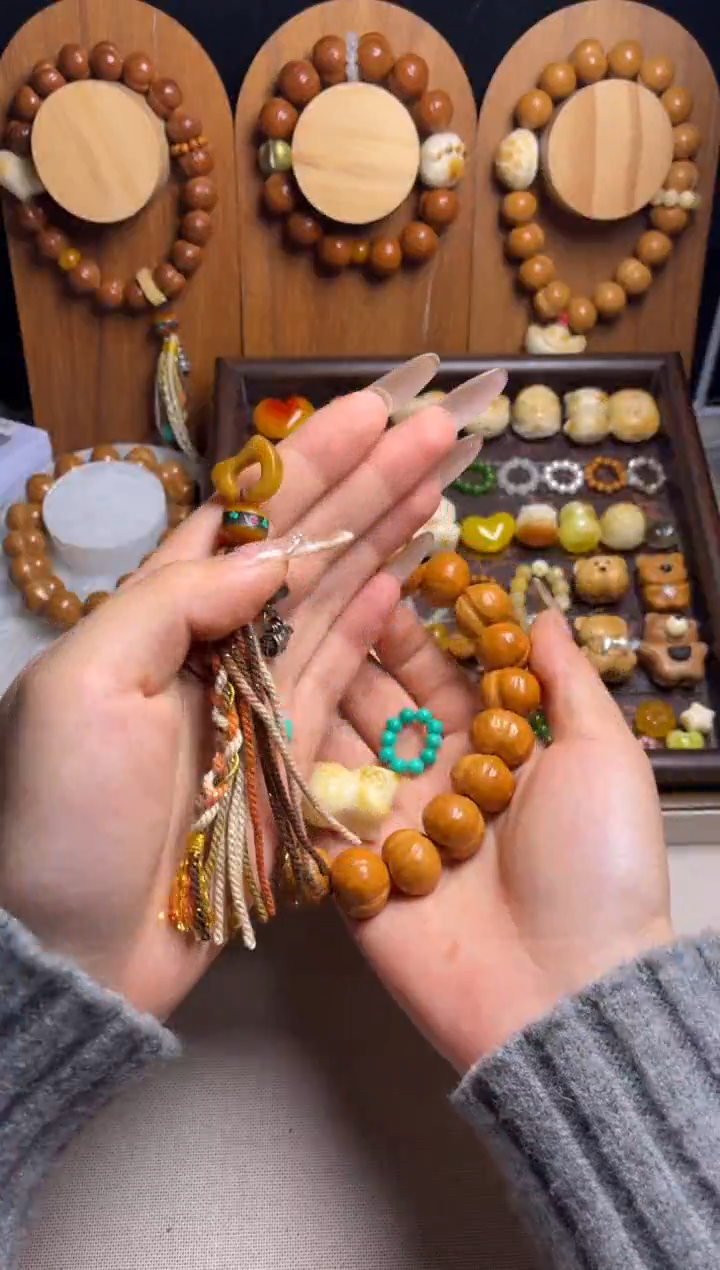 手串猴头核桃会*！全品肌理聚宝盆小马绿跑环藏式流苏