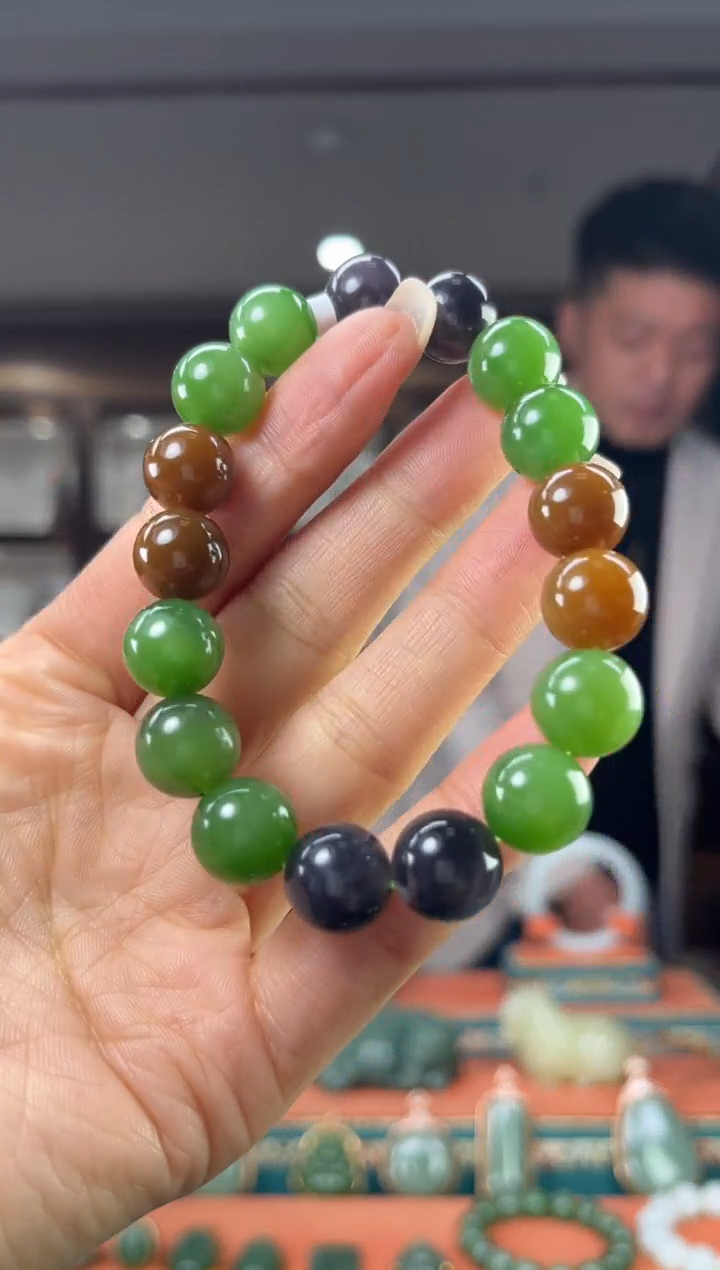 颈饰未镶嵌和田玉佩佩12mm左右