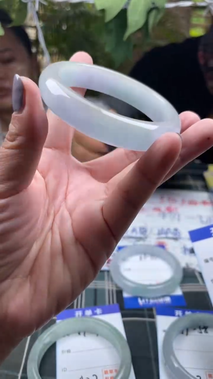 手镯边境直收直发