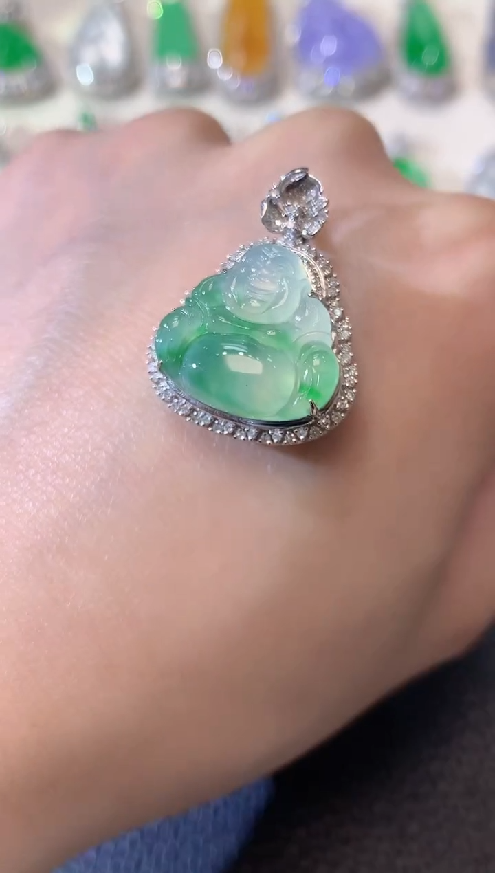 【闪购商品】翡翠吊坠(不含链)18K金镶嵌A64