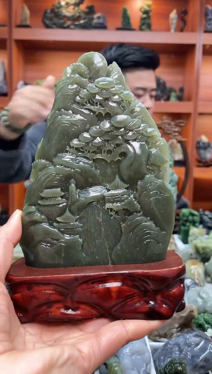 未镶嵌和田玉摆件1