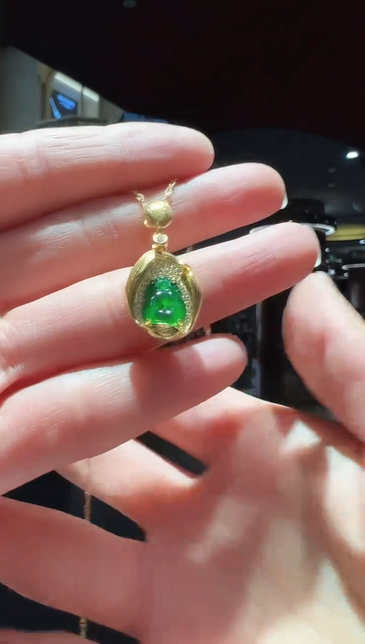 【闪购商品】翡翠吊坠(赠链)银S925镶嵌45】
