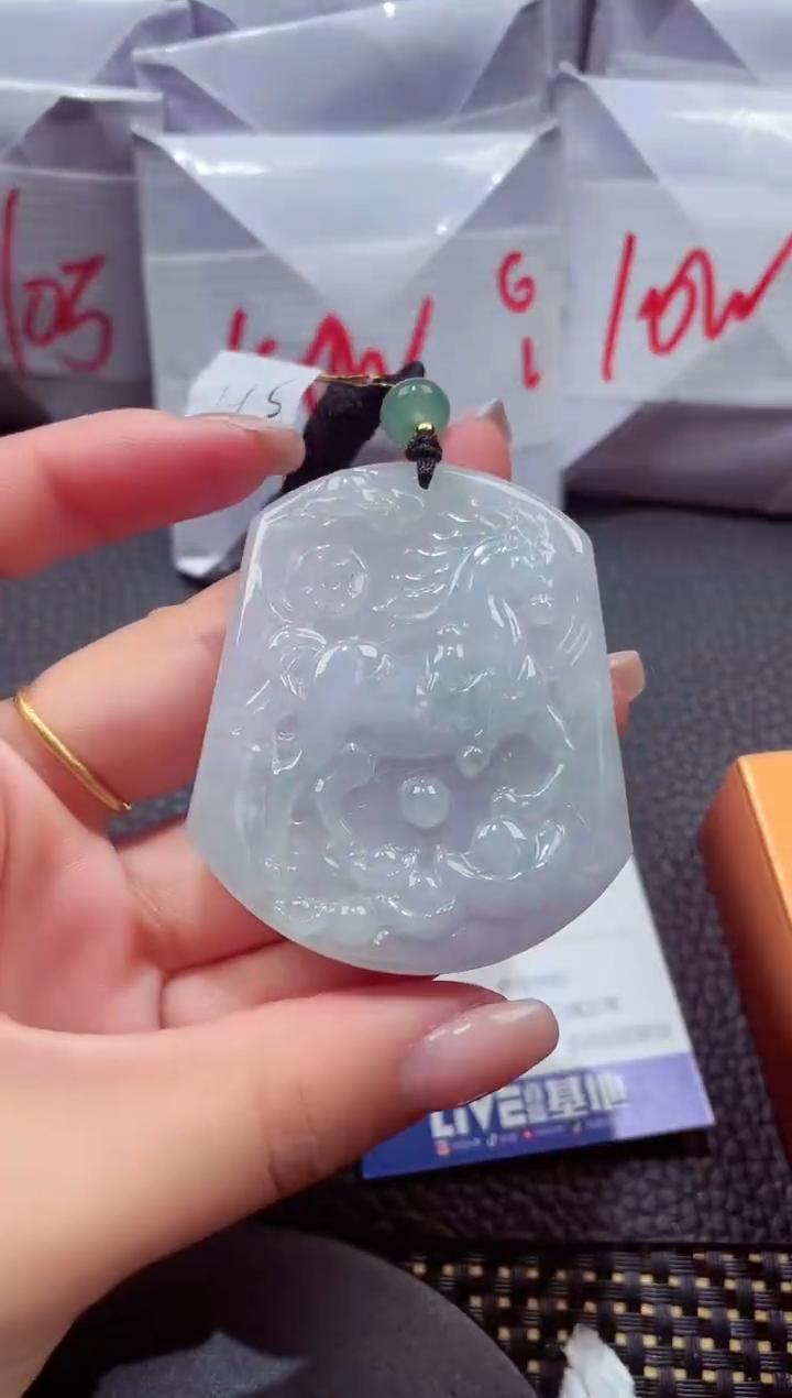 颈饰未镶嵌翡翠130