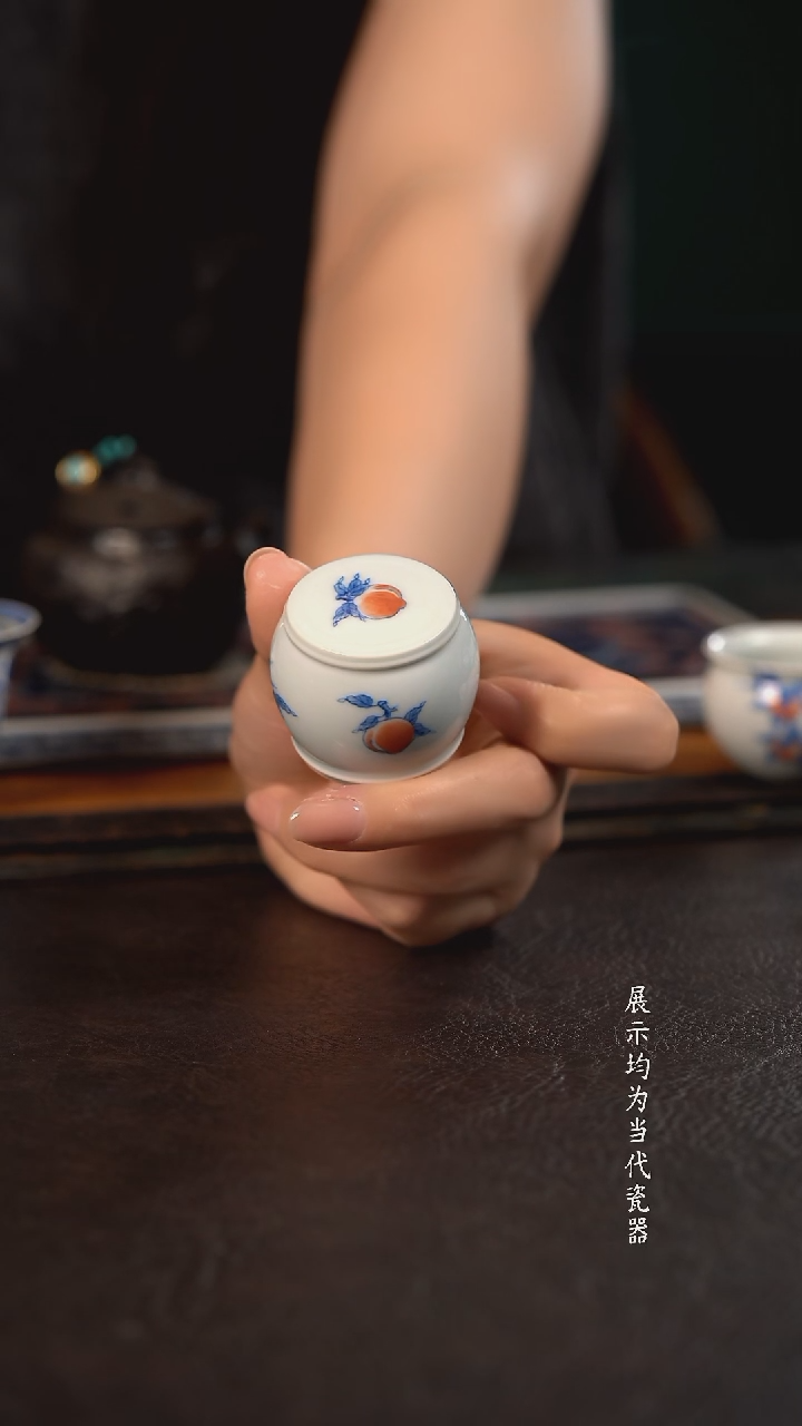 聚澜堂桃子石鼓盖置