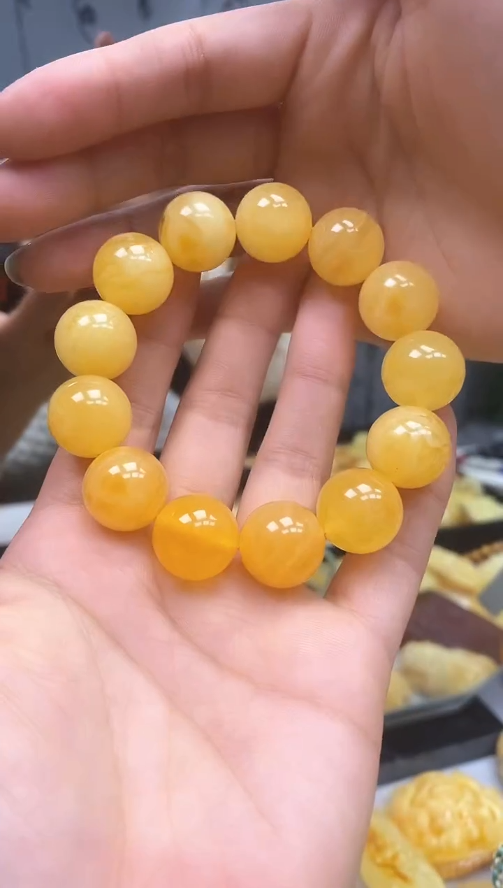 【闪购商品】琥珀裸石未镶嵌手串