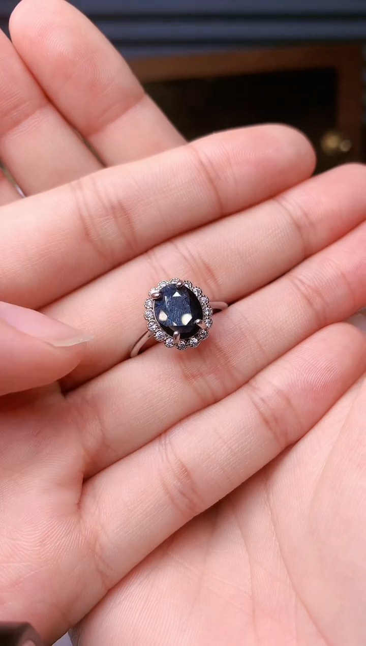 【闪购商品】蓝宝石戒指银S925镶嵌........