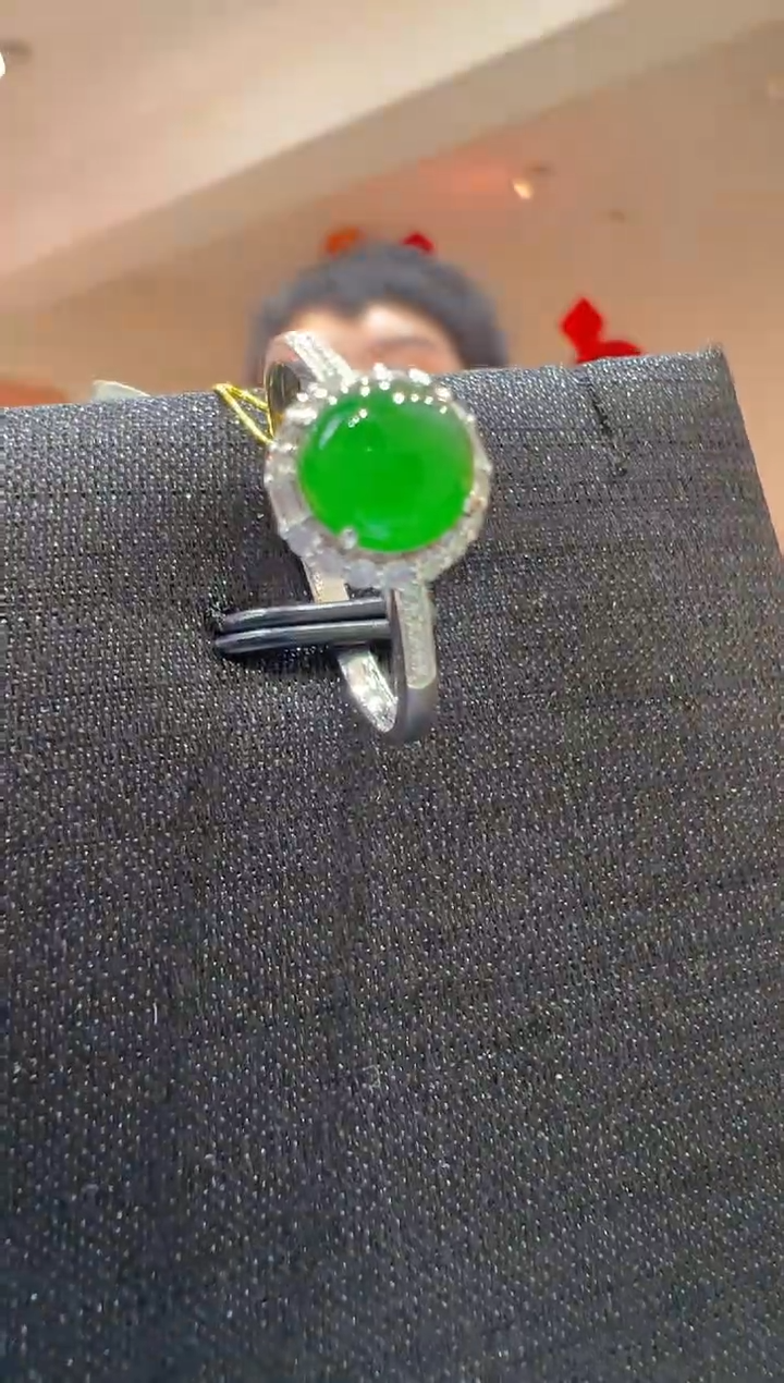 【闪购商品】翡翠戒指18K金镶嵌           