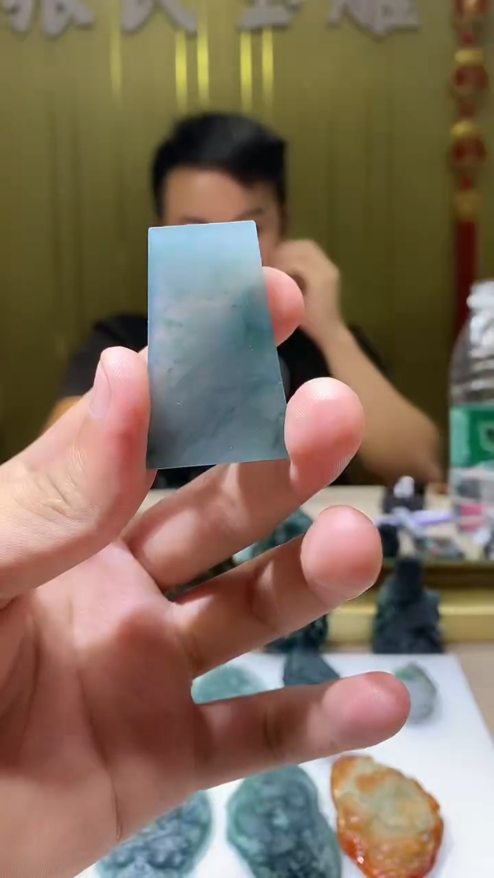 未镶嵌定制翡翠翡翠