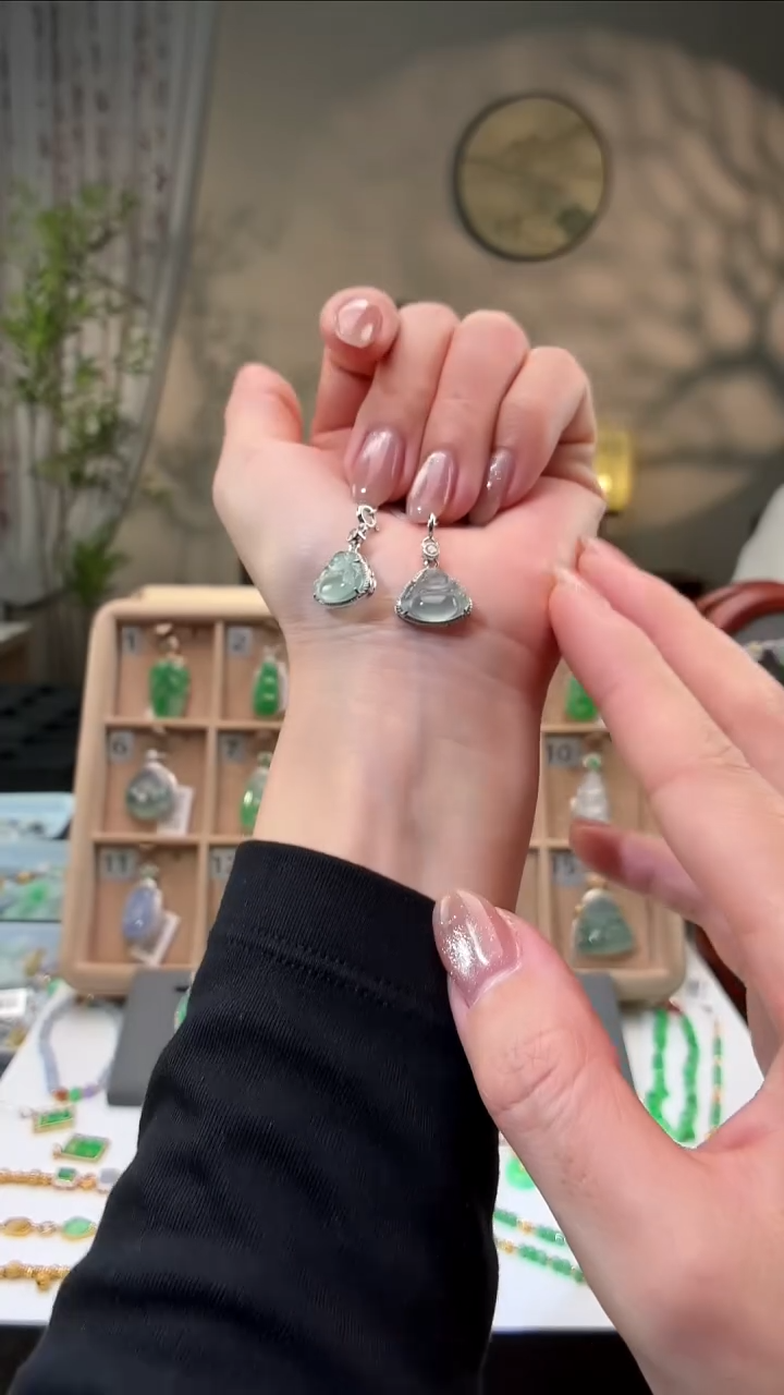 吊坠(不含链)银S925镶嵌翡翠佛公 多样性发货