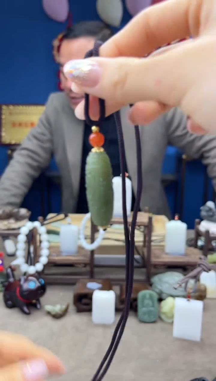 【闪购商品】和田玉颈饰未镶嵌1