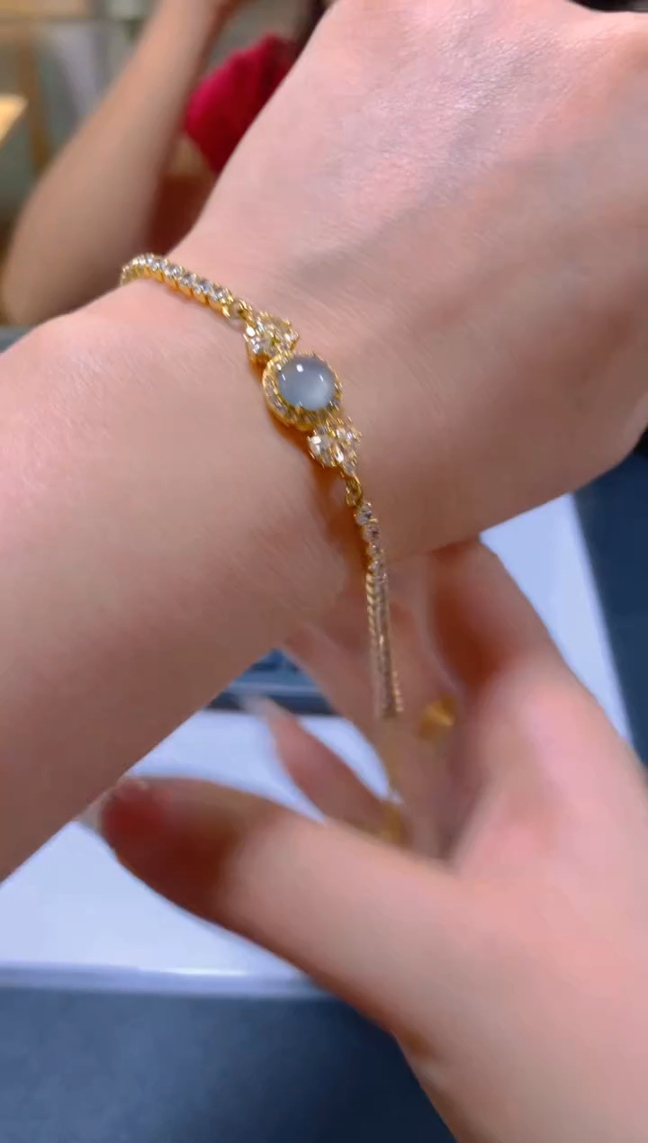 未镶嵌手链翡翠多样性发一