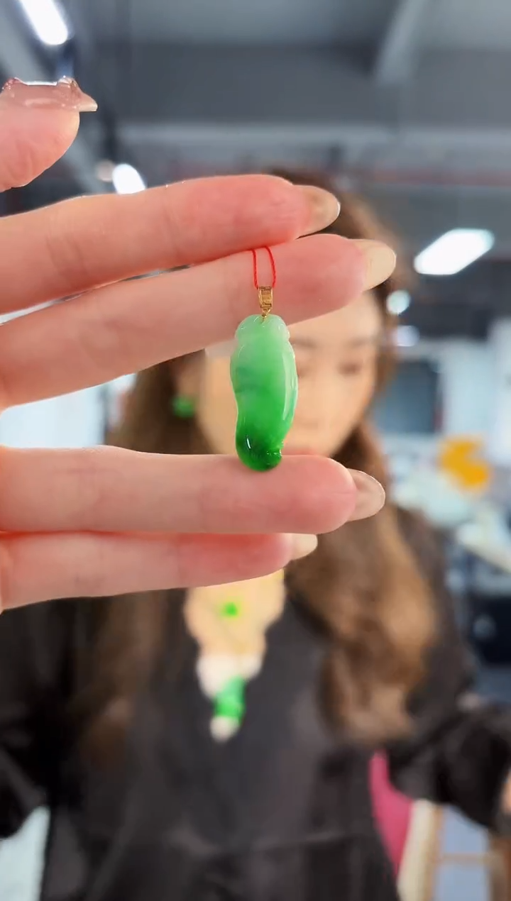 【闪购商品】翡翠吊坠(不含链)18K金镶嵌缅料A货/支持复检/一件