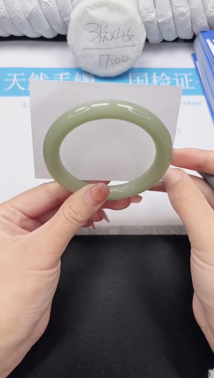 未镶嵌手镯石英质玉167-60DY