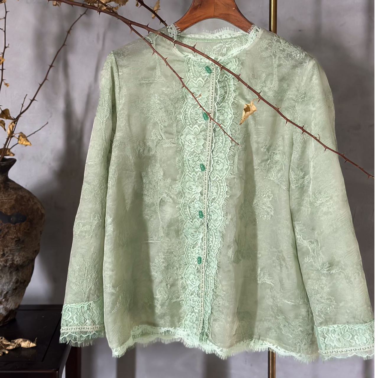 新中式时尚重磅刺绣欧根纱外套设计师款4399