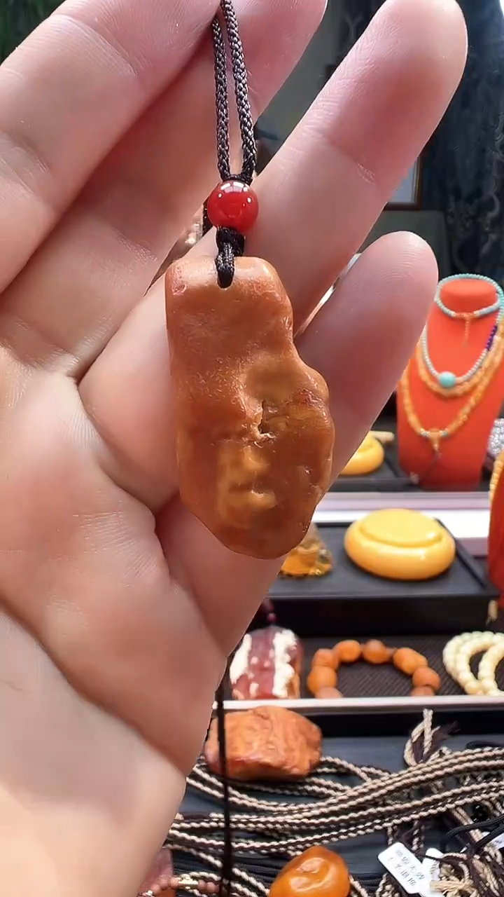 未镶嵌颈饰蜜蜡蜜蜡全皮吊坠