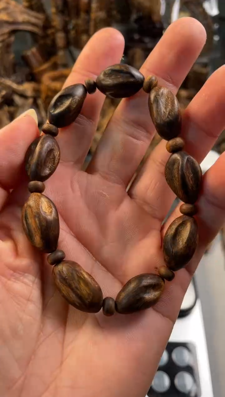 【闪购商品】沉香手串沉香   土沉沉香   土沉