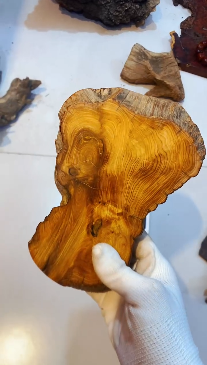 柏木（崖柏）40北太行崖柏陈化手把件手串