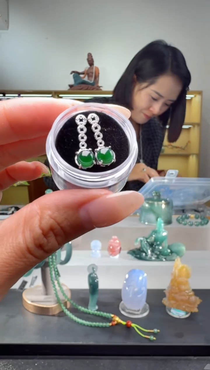 未镶嵌翡翠耳饰耳饰