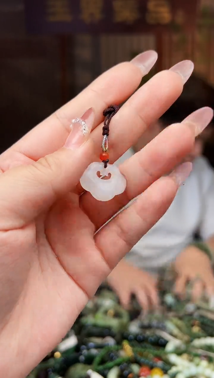 【闪购商品】和田玉颈饰未镶嵌多样性发一