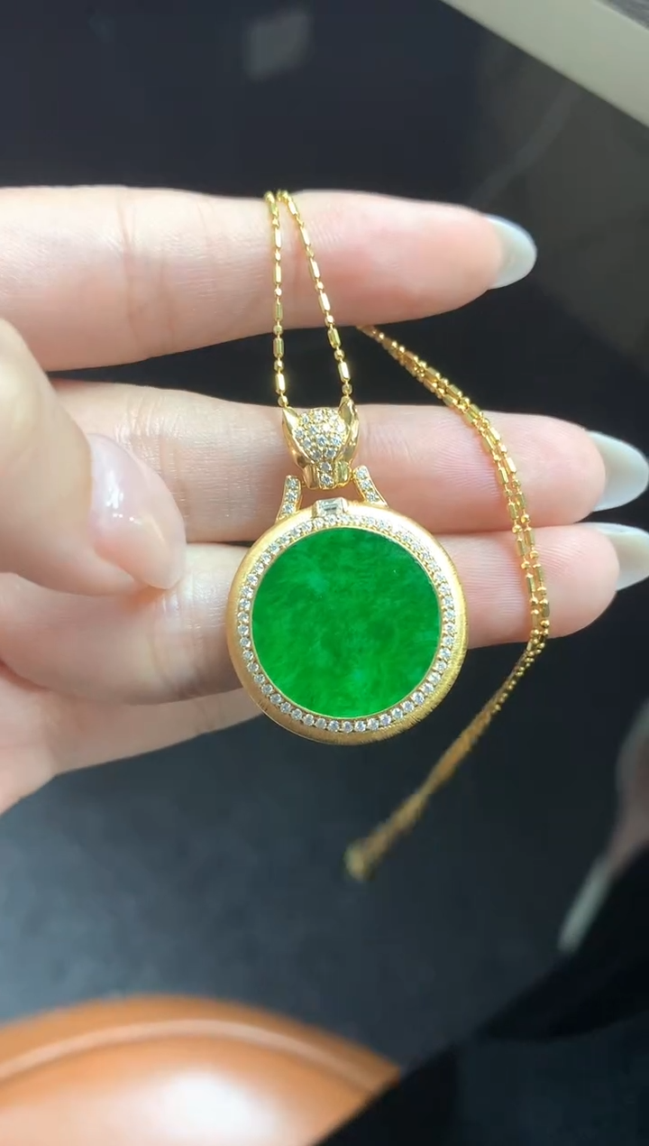 【闪购商品】翡翠吊坠(不含链)18K金镶嵌吊坠|5980