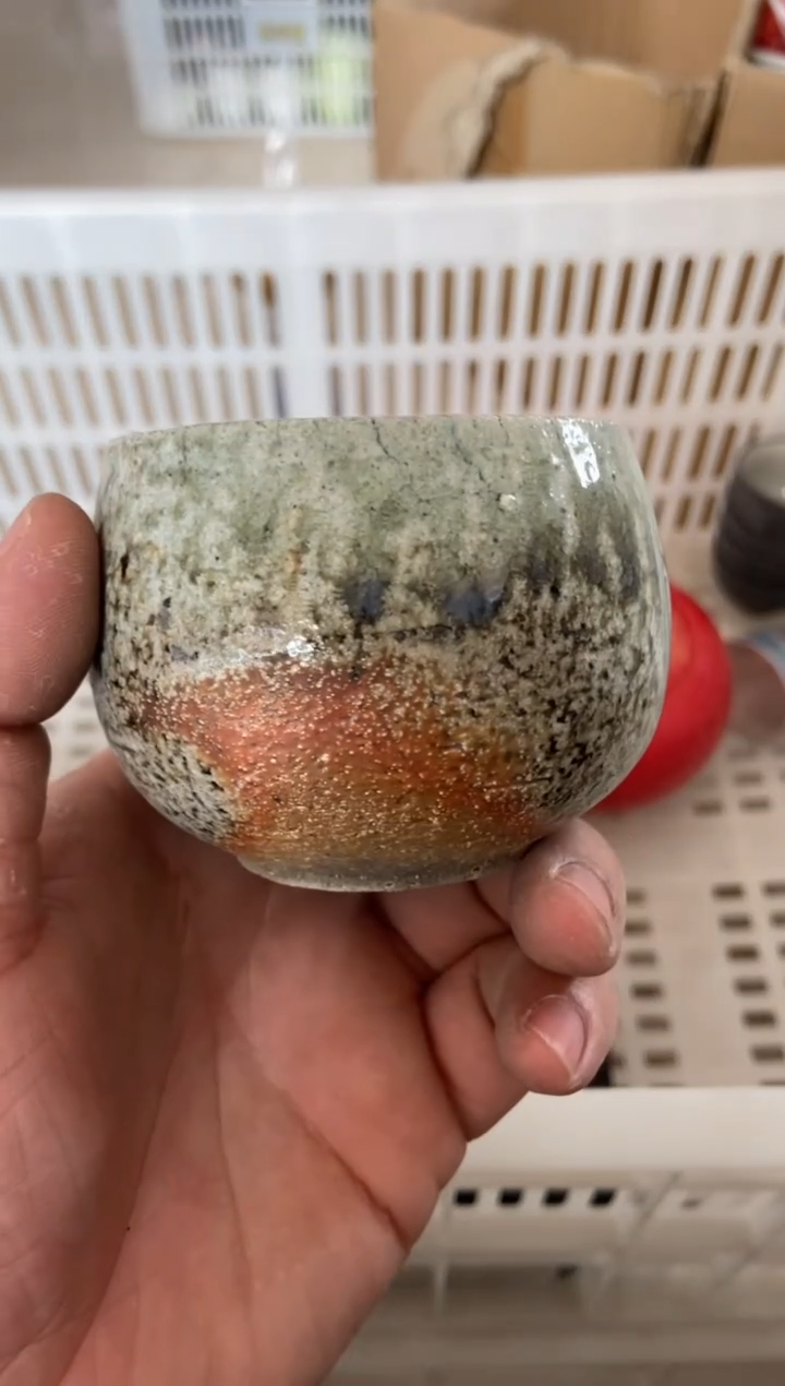 无运费险有瑕疵的摄影的产品有使用过的痕迹有点脏介意勿拍