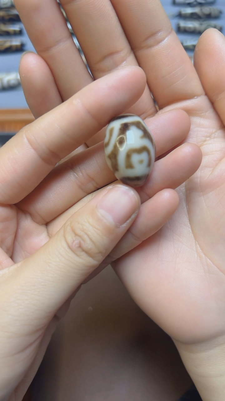 【闪购商品】玛瑙/玉髓珠宝半成品未镶嵌定制老冯宝瓶达洛