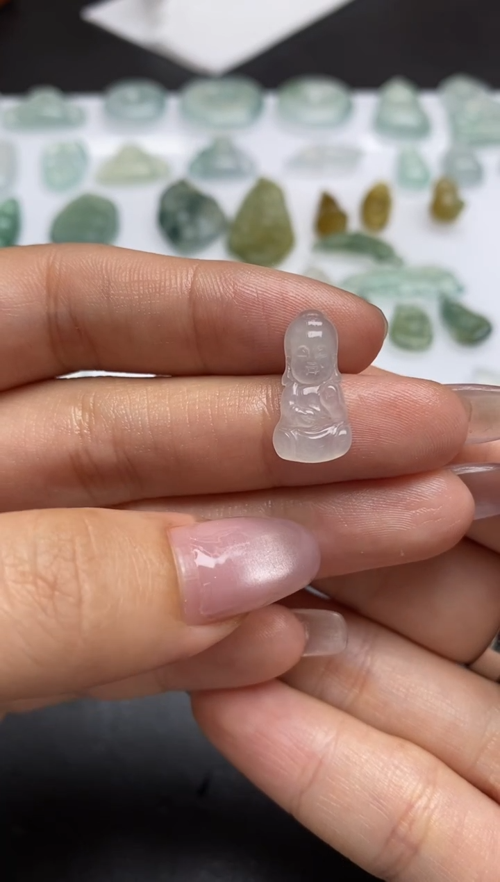 【闪购商品】定制翡翠未镶嵌翡翠毛货~
