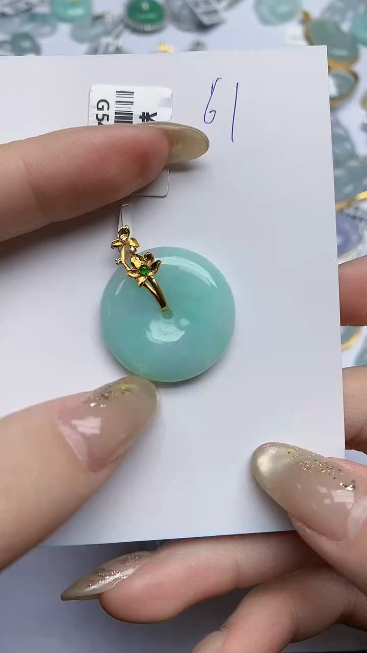 【闪购商品】翡翠颈饰18K金镶嵌天然翡翠A货