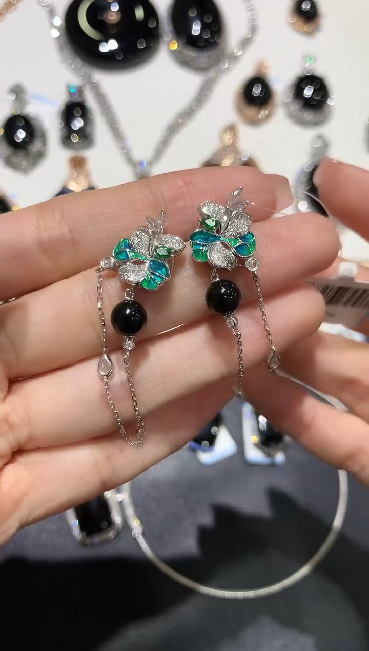 【闪购商品】翡翠颈饰18K金镶嵌团购9