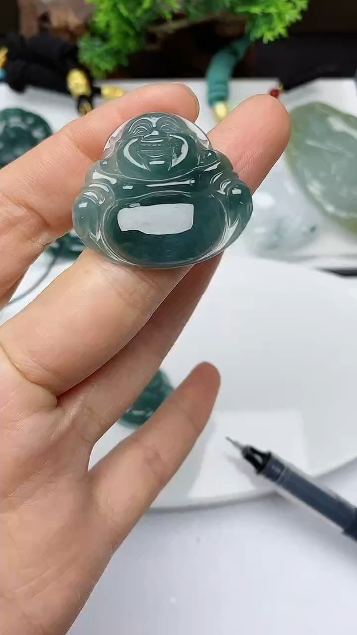 【闪购商品】翡翠颈饰未镶嵌          