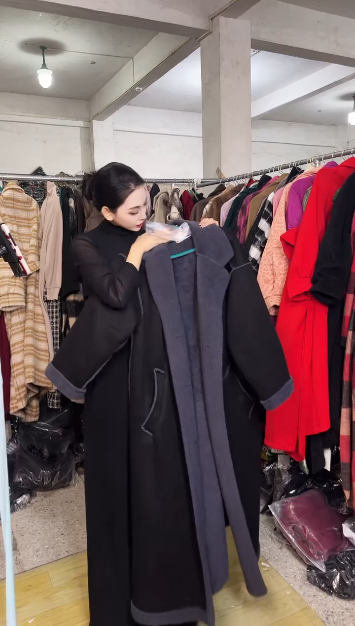 868闪购外套外披马甲打底裤子