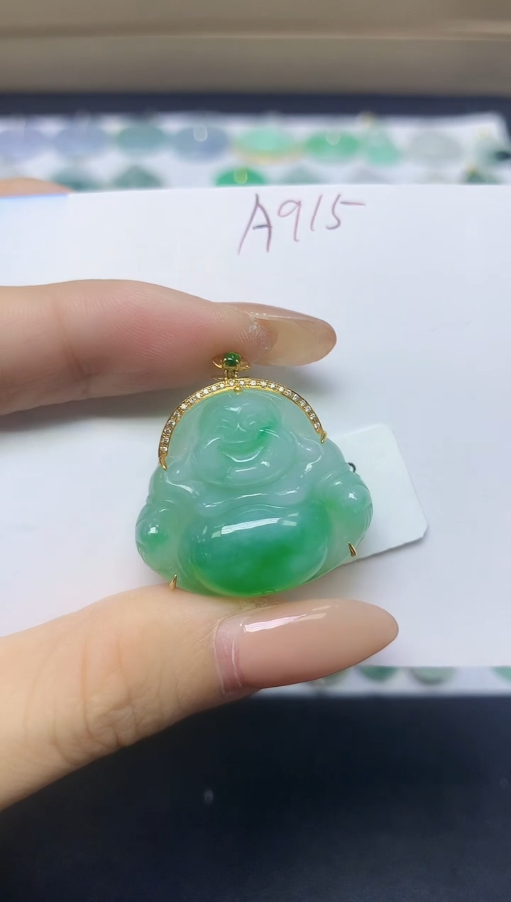 颈饰18K金镶嵌翡翠天然缅甸A货翡翠百元以上9元证书费自理