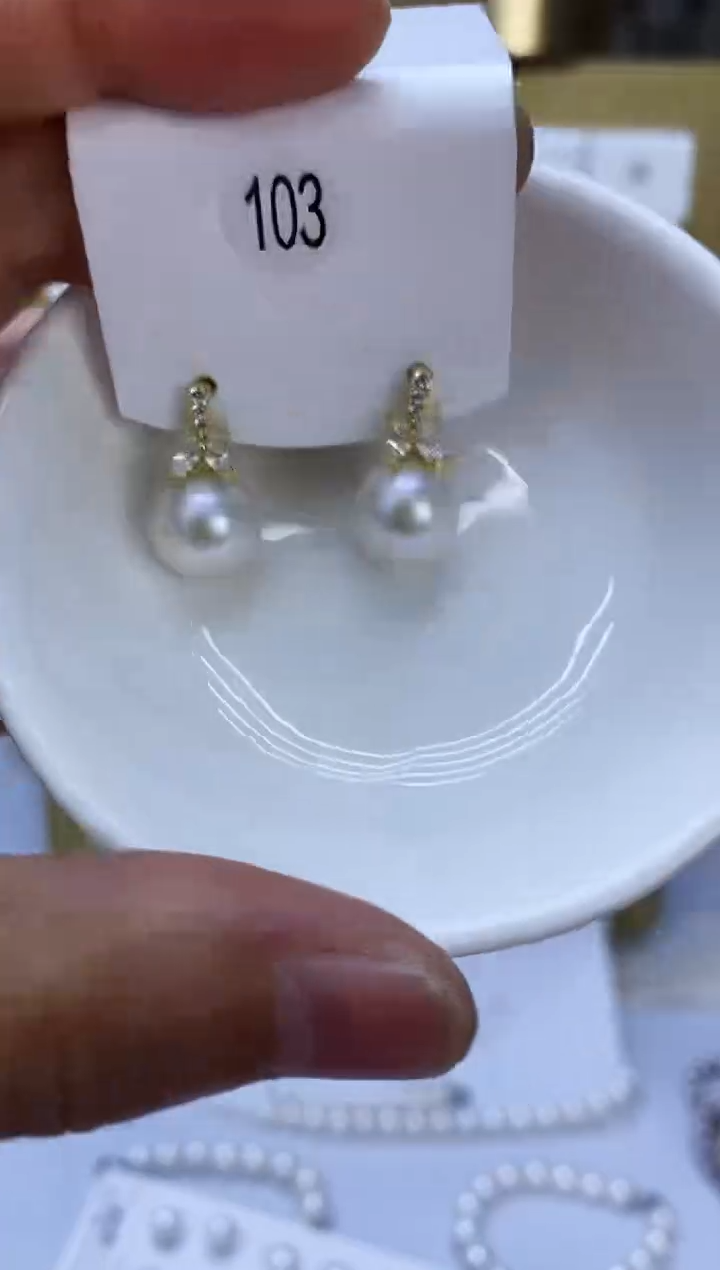银S925镶嵌耳饰淡水珍珠103