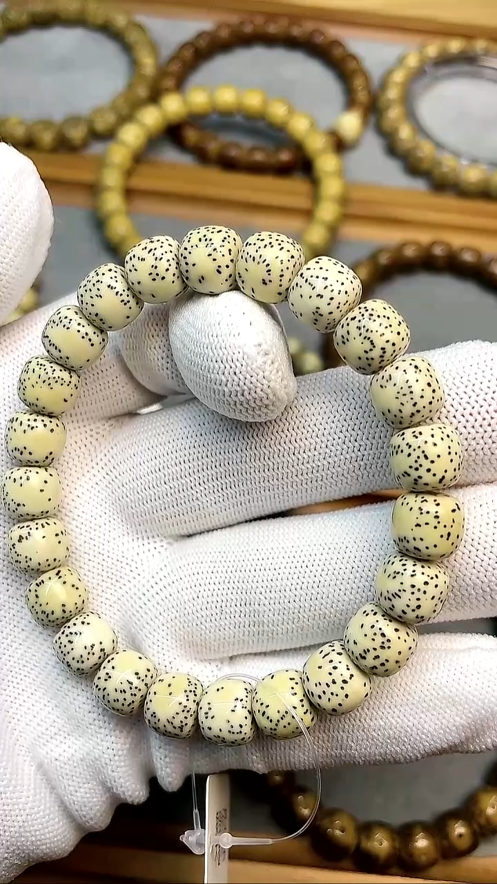 手串星月菩提10*9双留白顺白