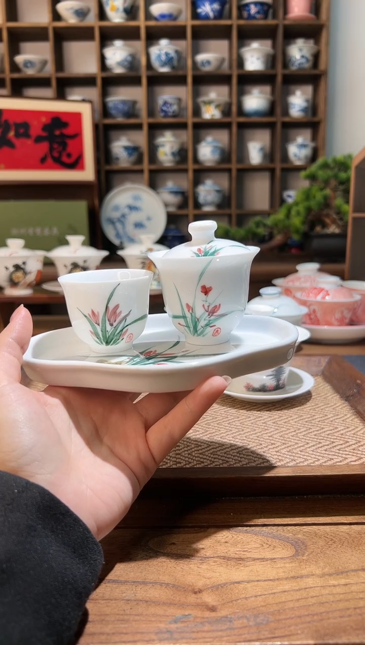 【闪购商品】五彩兰花三件套        