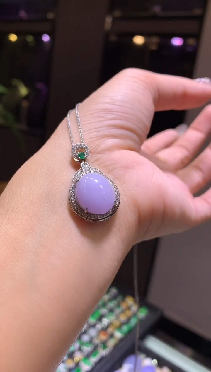 【闪购商品】翡翠吊坠(不含链)银S925镶嵌蛋面