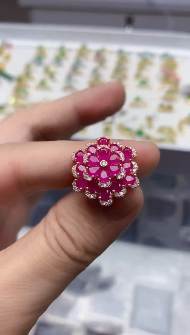 【闪购商品】红宝石戒指银S925镶嵌.........