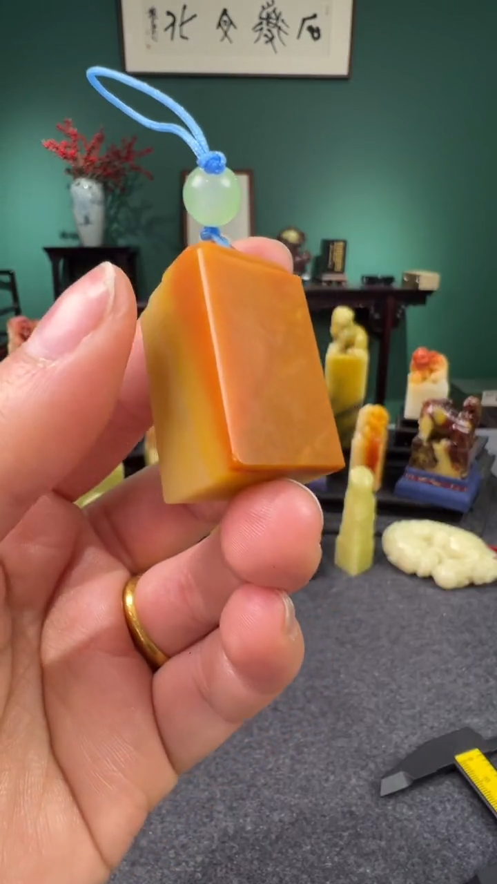 【闪购商品】田黄石麦芽黄瓦钮