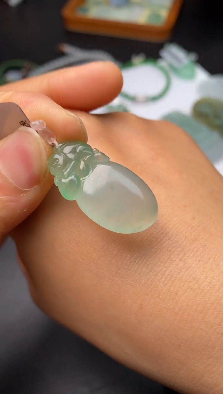 【闪购商品】定制翡翠未镶嵌翡翠毛货~