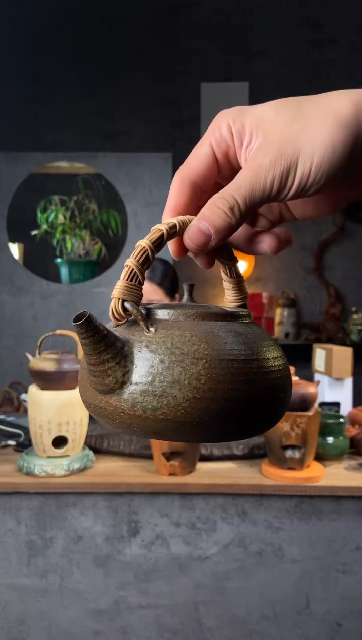 【闪购商品】全手工原矿潮州砂铫壶柴烧老岩泥