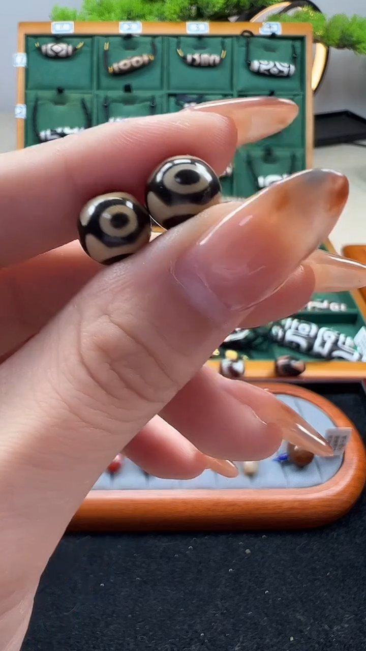 玛瑙/玉髓（覆膜）颈饰未镶嵌12（微瑕随机发货）