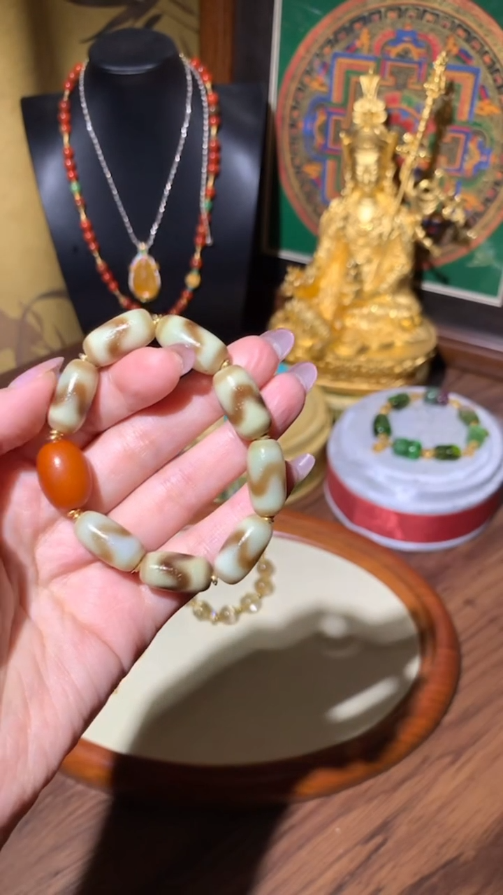 【闪购商品】玛瑙/玉髓手串未镶嵌手串